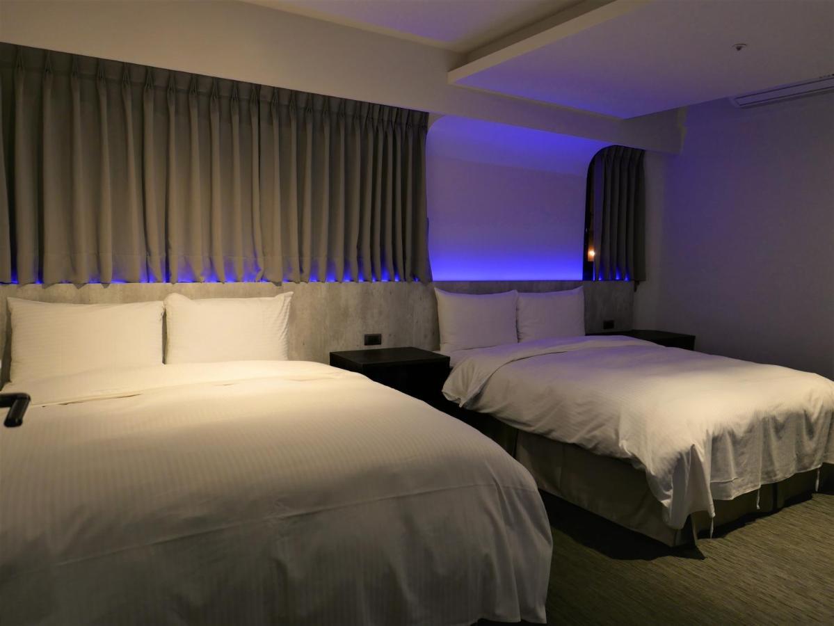 泊居旅店二館 Oursinn Hotel 2 Тайпей Екстериор снимка