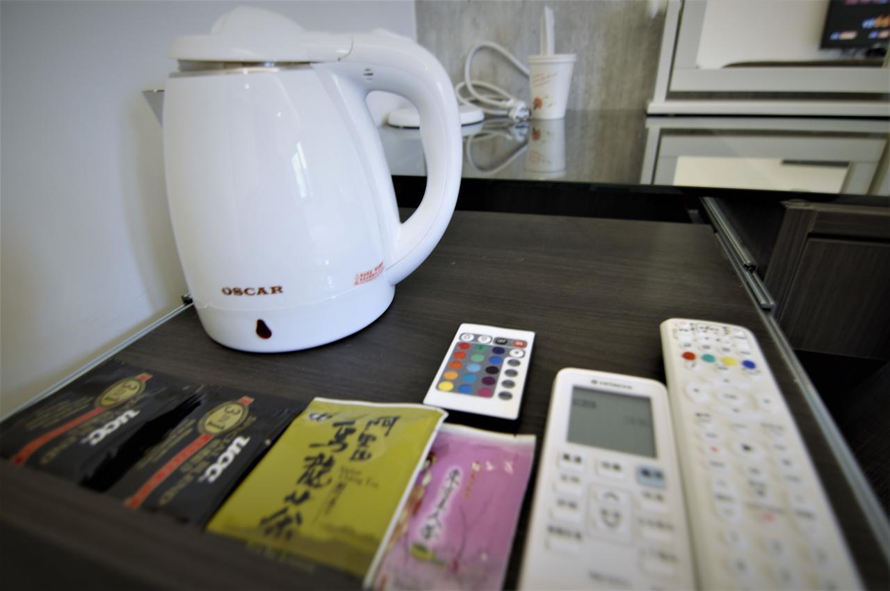泊居旅店二館 Oursinn Hotel 2 Тайпей Екстериор снимка