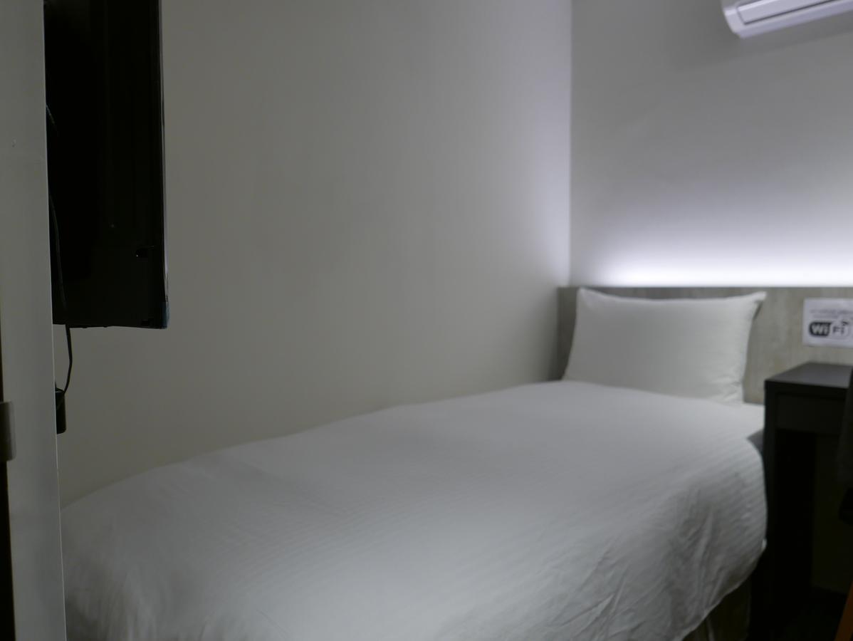 泊居旅店二館 Oursinn Hotel 2 Тайпей Екстериор снимка